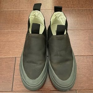 SeaVees Ballard Boot in Charcoal - Size 8 - slightly used